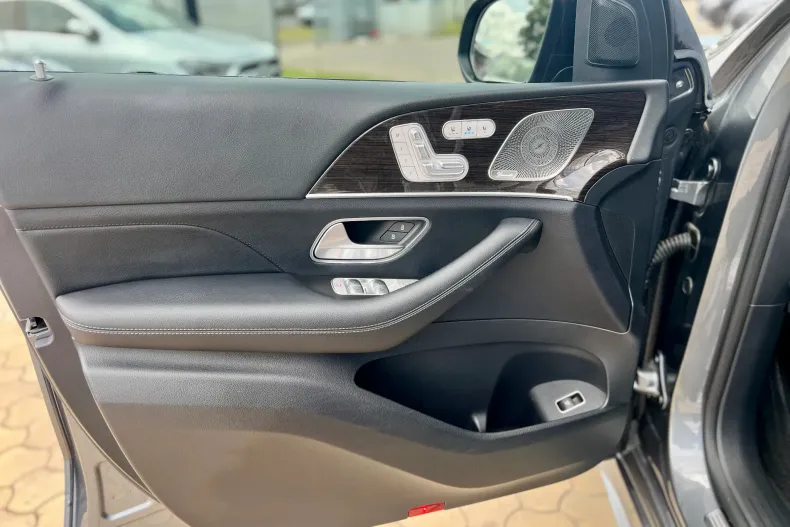 Mercedes-Benz GLS (Clasa GLS) din 2023 cu 49.311 km - oferta MER235511 - foto 9