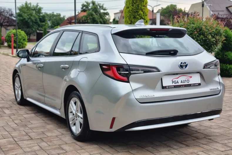 Toyota Corolla din 2022 cu 97.563 km - oferta TOY235515 - foto 3