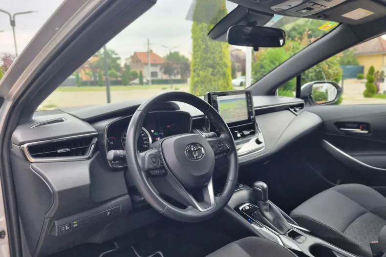 Toyota Corolla din 2022 cu 97.563 km - oferta TOY235515 - foto 24