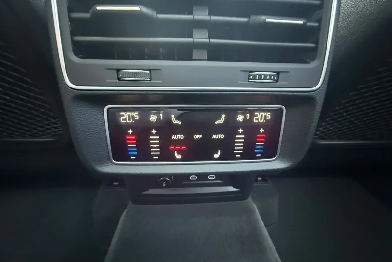 Audi Q7 din 2023 cu 152.000 km - oferta AUD235518 - foto 33