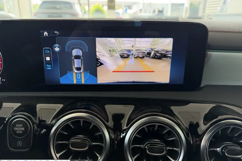 Mercedes-Benz CLA 200 (Clasa CLA) din 2025 cu 15.606 km - oferta MER235519 - foto 17