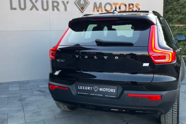 Volvo XC40 din 2021 cu 147.100 km - oferta VOL235524 - foto 35