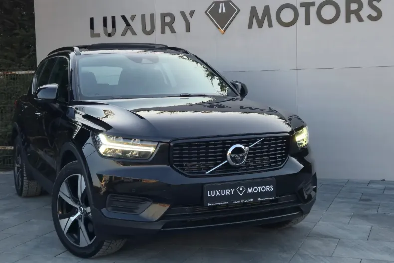 Volvo XC40 din 2021 cu 147.100 km - oferta VOL235524 - foto 36