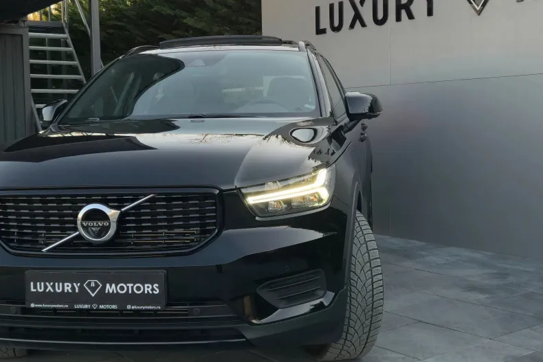 Volvo XC40 din 2021 cu 147.100 km - oferta VOL235524 - foto 37