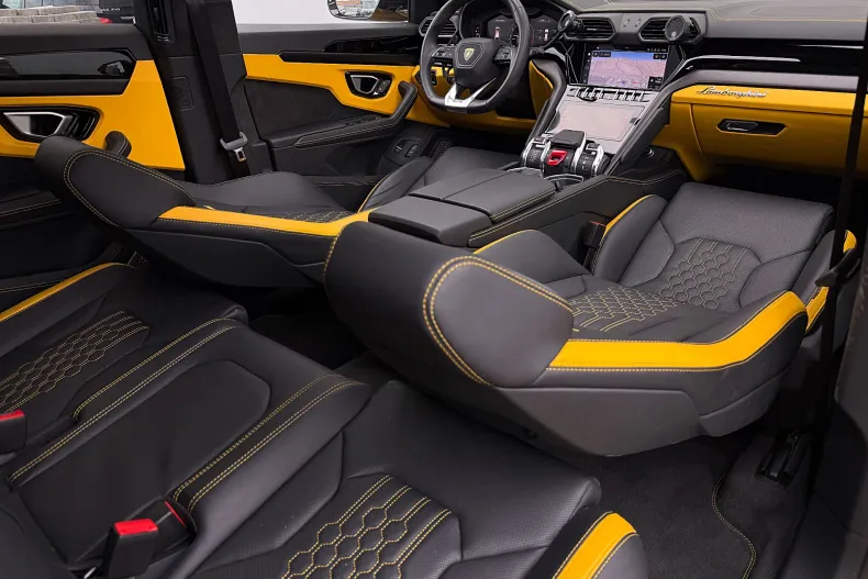 Lamborghini Urus din 2024 cu 10.707 km - oferta LAM235525 - foto 27