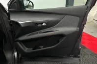 Peugeot 3008 din 2022 cu 147.646 km - oferta PEU235526 - foto 27