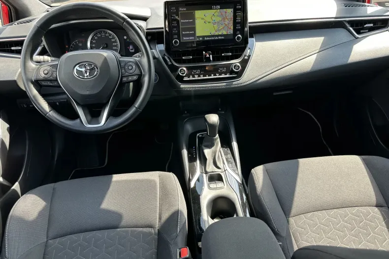Toyota Corolla din 2021 cu 79.920 km - oferta TOY235528 - foto 5