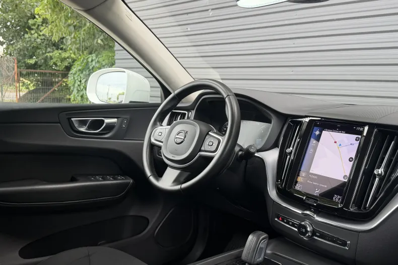 Volvo XC60 din 2021 cu 143.000 km - oferta VOL235534 - foto 8