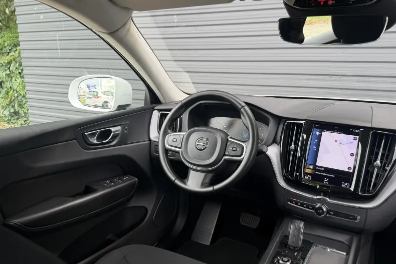 Volvo XC60 din 2021 cu 143.000 km - oferta VOL235534 - foto 9