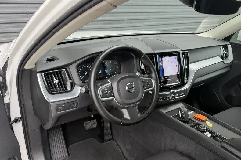 Volvo XC60 din 2021 cu 143.000 km - oferta VOL235534 - foto 12