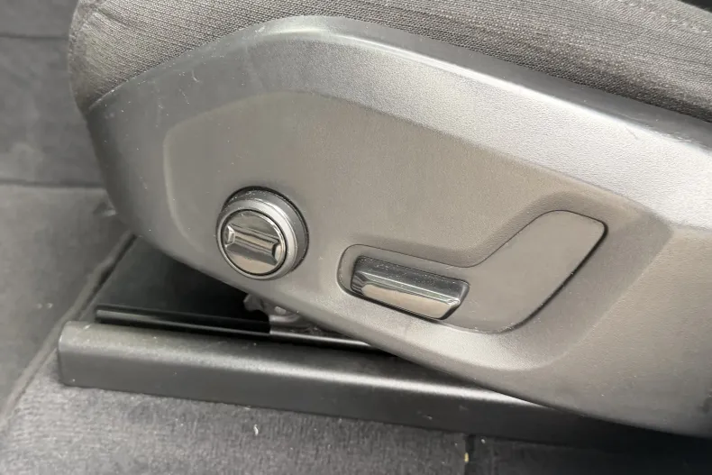 Volvo XC60 din 2021 cu 143.000 km - oferta VOL235534 - foto 15