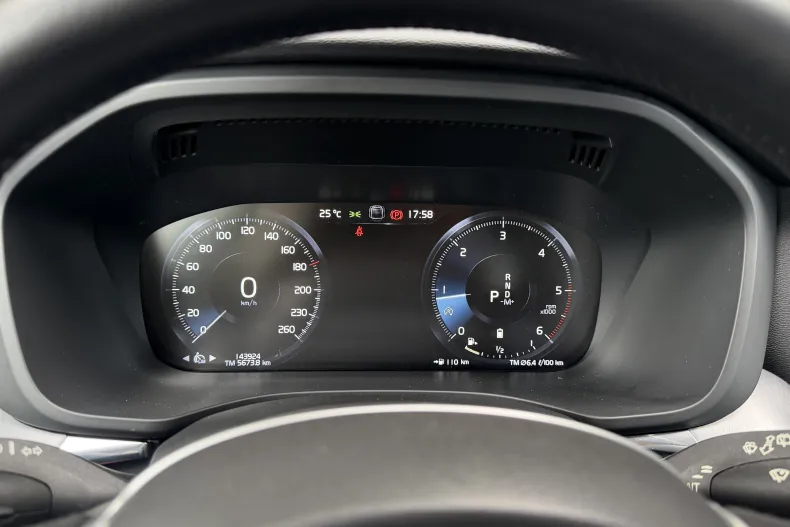 Volvo XC60 din 2021 cu 143.000 km - oferta VOL235534 - foto 24