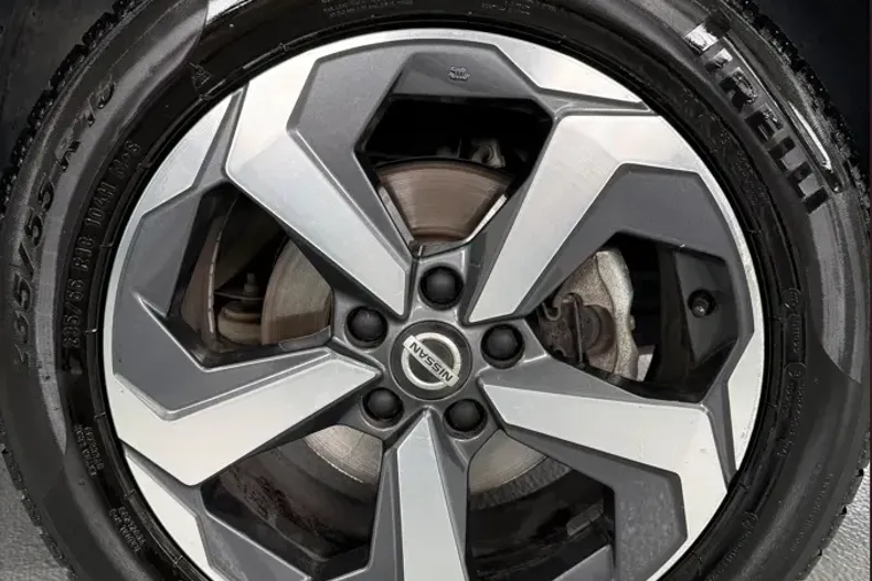 Nissan Qashqai din 2022 cu 90.000 km - oferta NIS235537 - foto 12