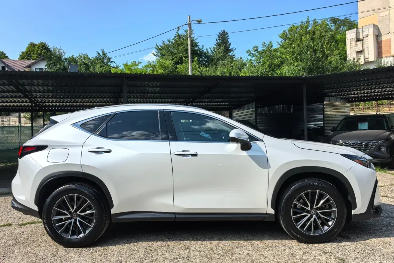 Lexus Seria NX din 2023 cu 65.574 km - oferta LEX235540 - foto 10