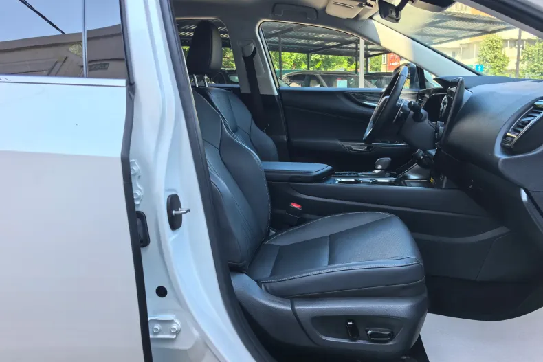 Lexus Seria NX din 2023 cu 65.574 km - oferta LEX235540 - foto 11