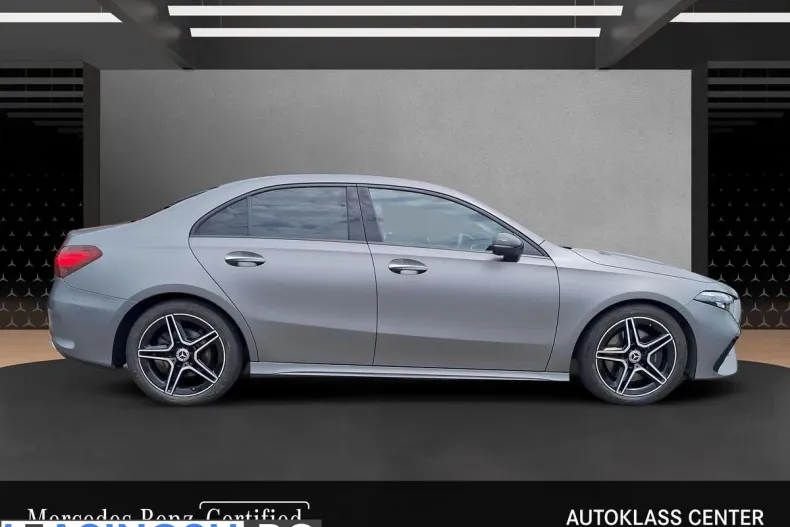 Mercedes-Benz A 220 (Clasa A) din 2024 cu 30.700 km - oferta MER235551 - foto 7