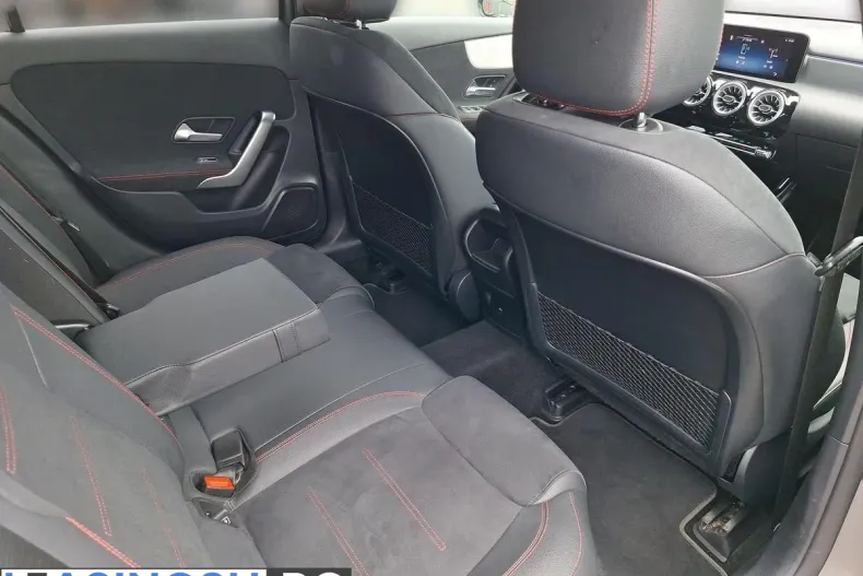 Mercedes-Benz A 220 (Clasa A) din 2024 cu 30.700 km - oferta MER235551 - foto 22