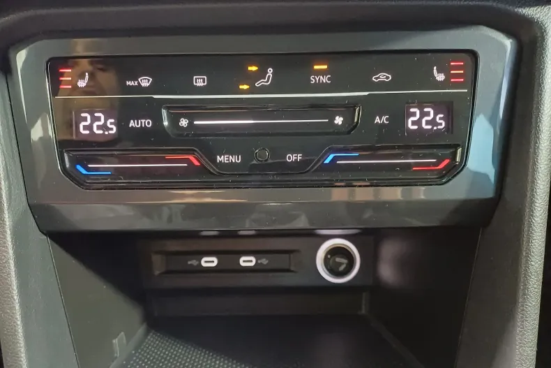 Volkswagen Tiguan din 2023 cu 103.766 km - oferta VOL235556 - foto 14
