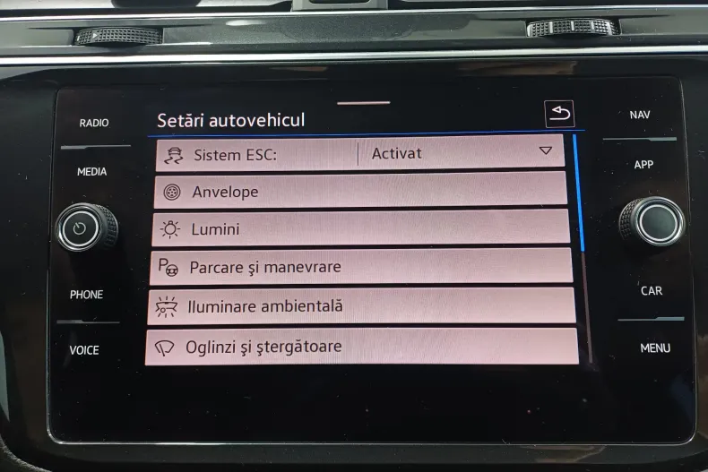 Volkswagen Tiguan din 2023 cu 103.766 km - oferta VOL235556 - foto 17