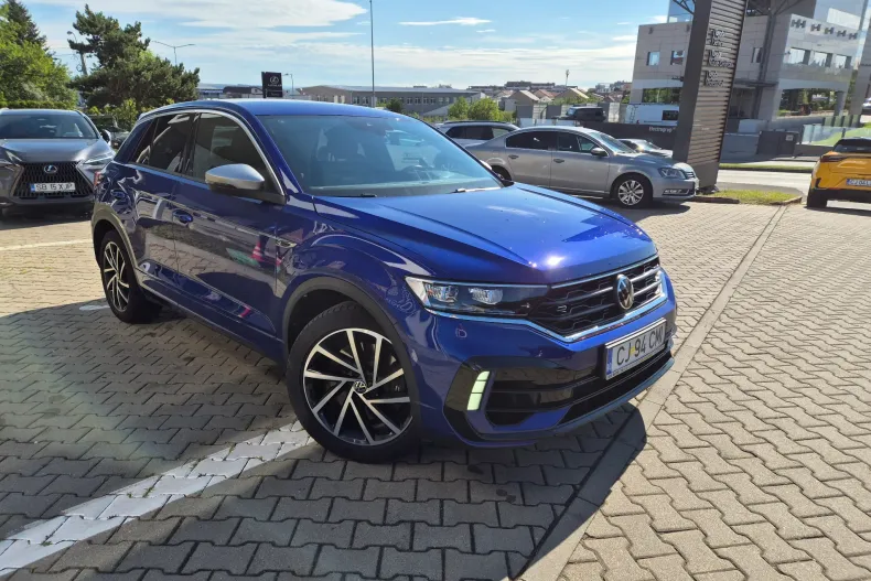 Volkswagen T-Roc R din 2020 cu 52.972 km - oferta VOL235560 - foto 2