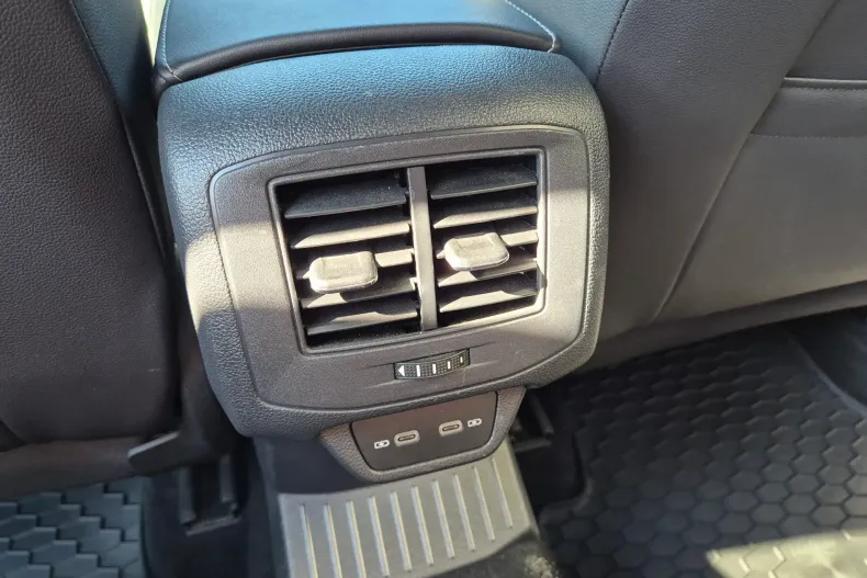 Volkswagen T-Roc R din 2020 cu 52.972 km - oferta VOL235560 - foto 16