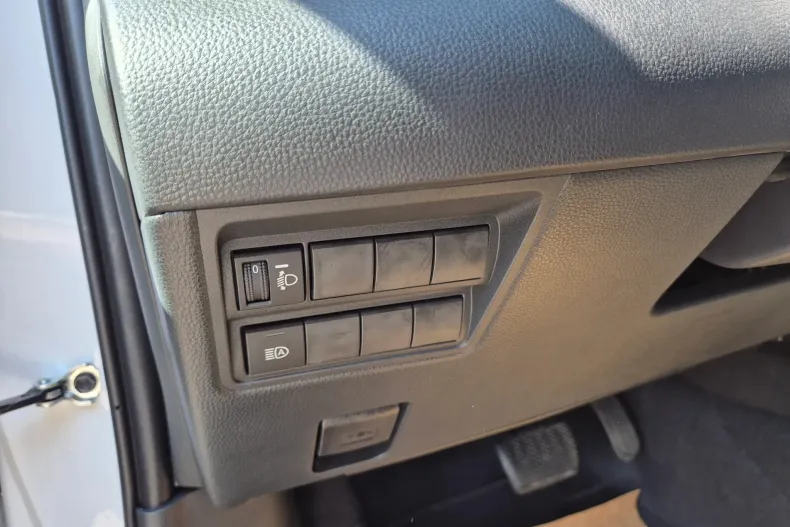 Toyota Yaris Cross din 2025 cu 1.531 km - oferta TOY235561 - foto 13