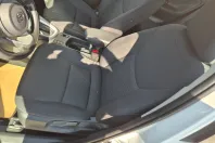 Toyota Yaris Cross din 2025 cu 1.531 km - oferta TOY235561 - foto 17