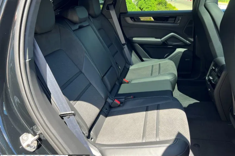 Porsche Cayenne din 2026 cu 690 km - oferta POR235564 - foto 10