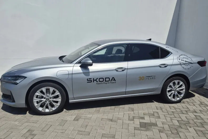 Skoda Superb din 2026 cu 3.444 km - oferta SKO235570 - foto 2