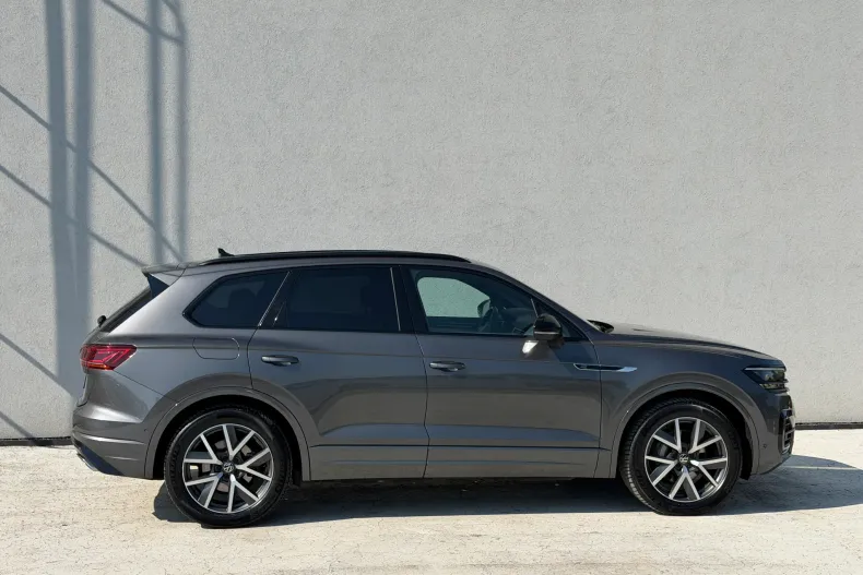 Volkswagen Touareg din 2023 cu 118.900 km - oferta VOL235582 - foto 6