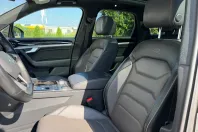 Volkswagen Touareg din 2023 cu 118.900 km - oferta VOL235582 - foto 13