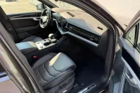Volkswagen Touareg din 2023 cu 118.900 km - oferta VOL235582 - foto 24
