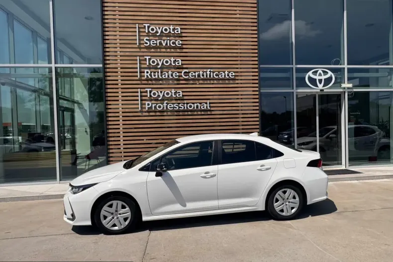 Toyota Corolla din 2025 cu 8.031 km - oferta TOY235585 - foto 4