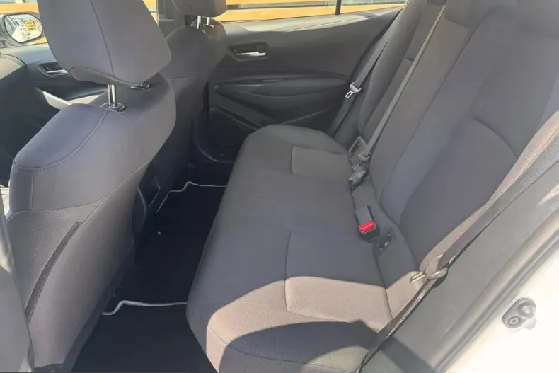 Toyota Corolla din 2025 cu 8.031 km - oferta TOY235585 - foto 14