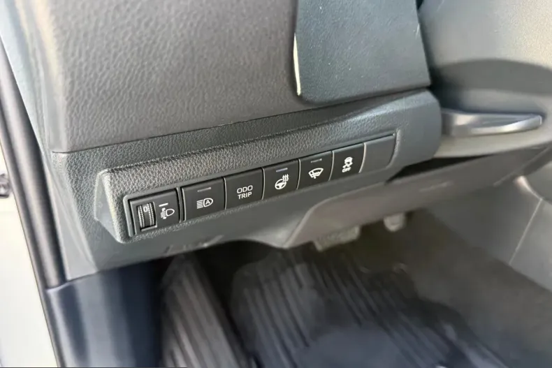 Toyota Corolla din 2023 cu 119.808 km - oferta TOY235586 - foto 23