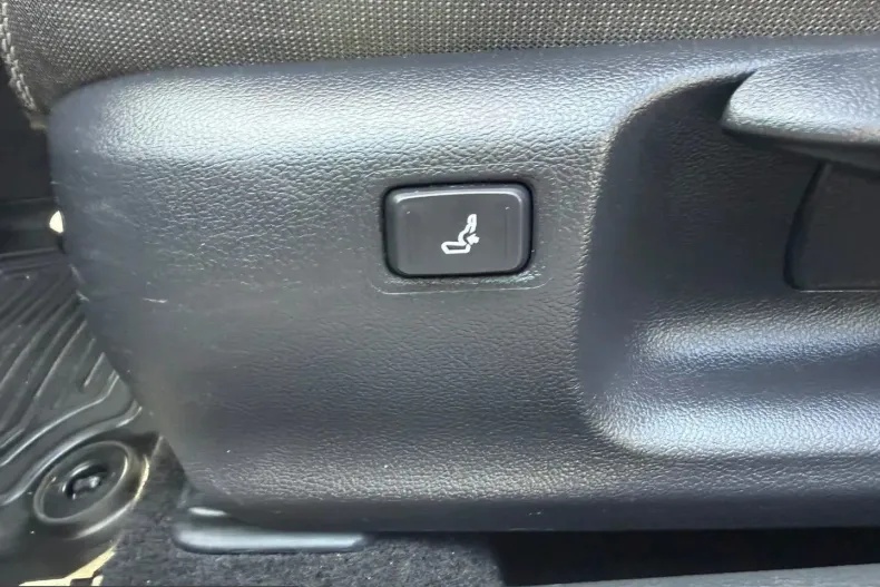 Toyota Corolla din 2023 cu 119.808 km - oferta TOY235586 - foto 27