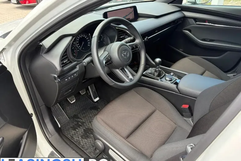 Mazda 3 din 2025 cu 700 km - oferta MAZ235590 - foto 17