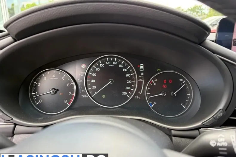 Mazda 3 din 2025 cu 700 km - oferta MAZ235590 - foto 22