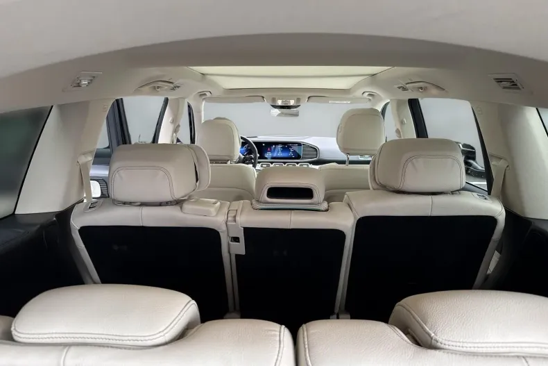 Mercedes-Benz GLS (Clasa GLS) din 2024 cu 31.733 km - oferta MER235595 - foto 19