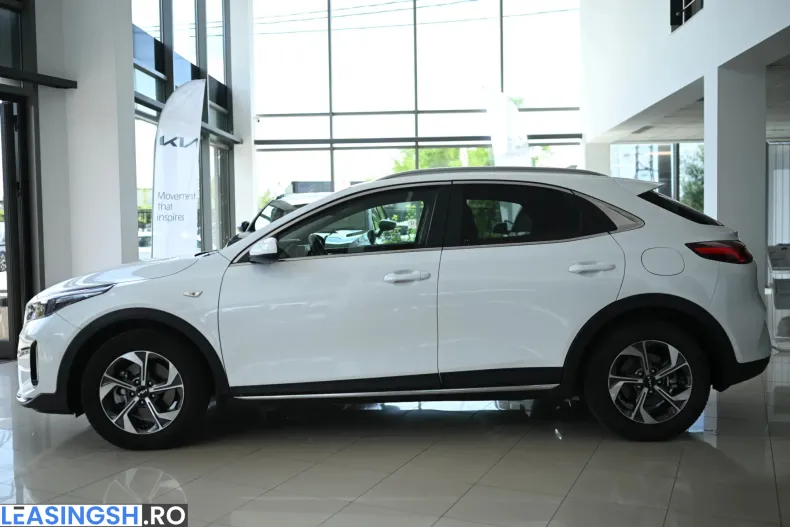 Kia XCeed din 2025 cu 4.285 km - oferta KIA235600 - foto 4