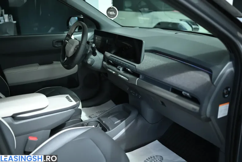 Kia EV3 din 2024 cu 2.492 km - oferta KIA235602 - foto 8