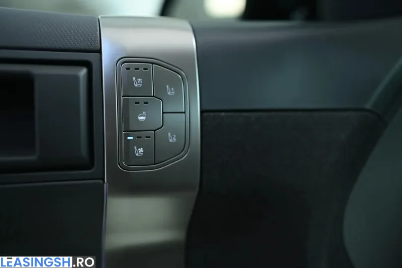 Kia EV3 din 2024 cu 2.492 km - oferta KIA235602 - foto 14