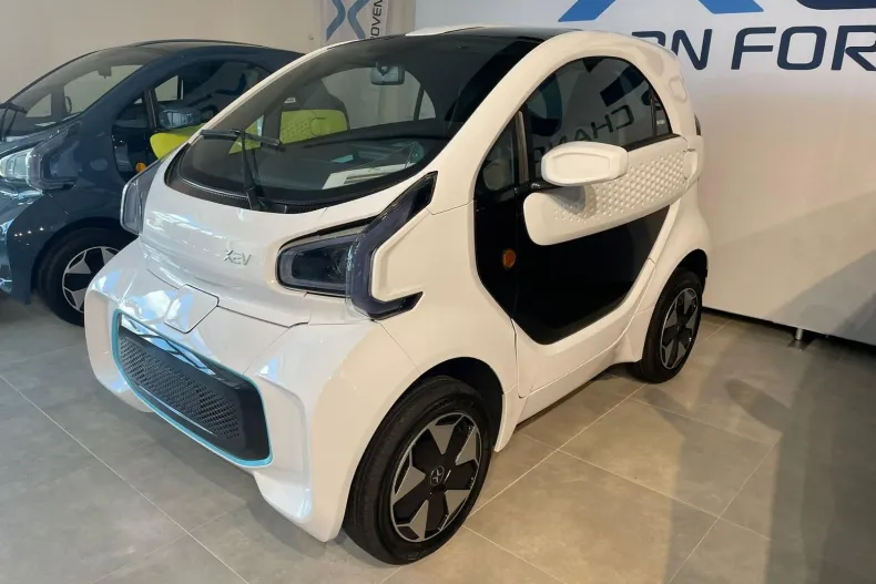 XEV YOYO din 2025 cu 10 km - oferta XEV235603 - foto 1