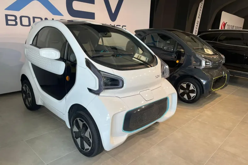 XEV YOYO din 2025 cu 10 km - oferta XEV235603 - foto 3