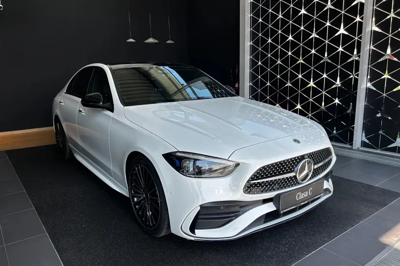 Mercedes-Benz C 300 (Clasa C) din 2026 cu 34 km - oferta MER235608 - foto 2