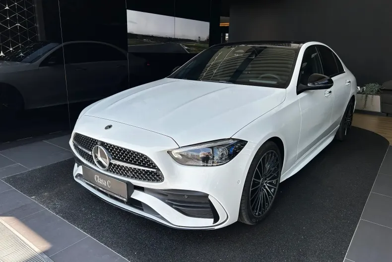 Mercedes-Benz C 300 (Clasa C) din 2026 cu 34 km - oferta MER235608 - foto 3