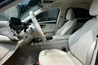 Mercedes-Benz E 200 (Clasa E) din 2025 cu 13.800 km - oferta MER235609 - foto 7