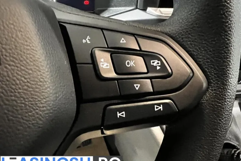 Volkswagen Transporter din 2025 cu 19 km - oferta VOL235622 - foto 7