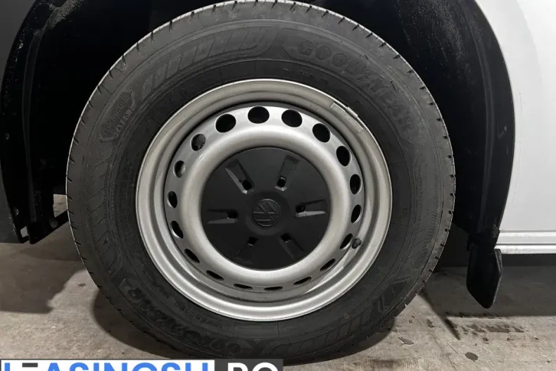 Volkswagen Transporter din 2025 cu 19 km - oferta VOL235622 - foto 23