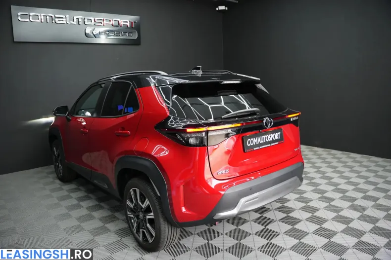 Toyota Yaris Cross din 2026 cu 10 km - oferta TOY235625 - foto 4